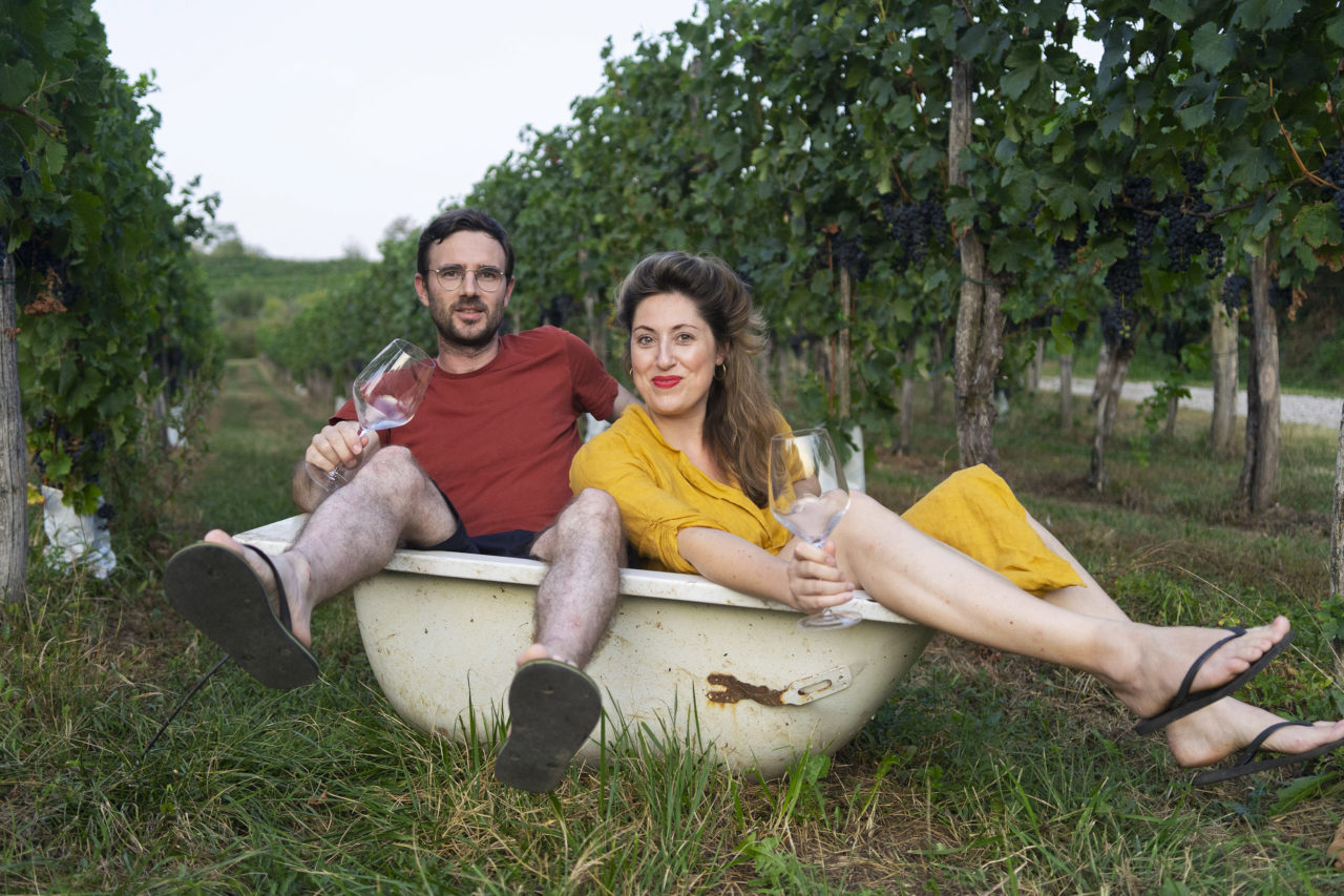 //winemugs.com/wp-content/uploads/2020/01/slovenie_wijntip_vakantie_sloveense_wijn_winemugs-1280x853.jpg