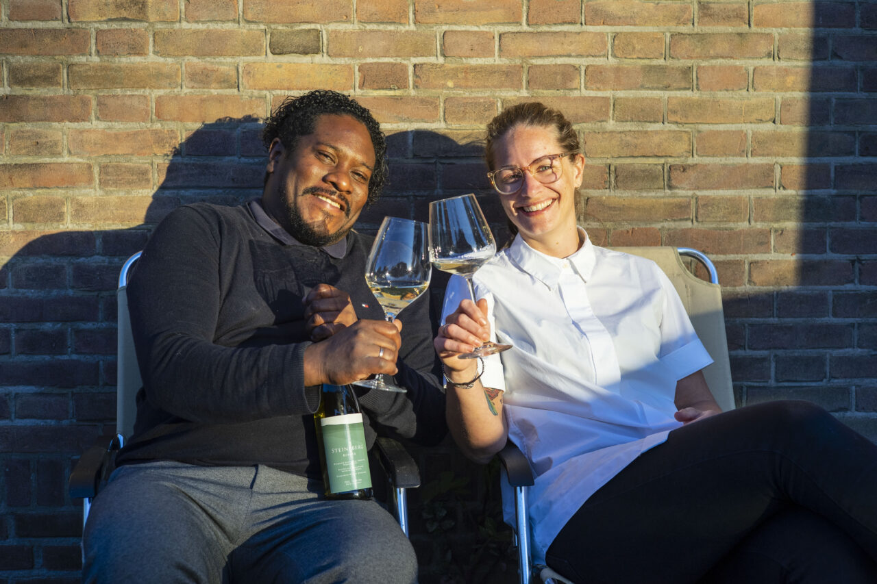 //winemugs.com/wp-content/uploads/2020/05/maaike-kauffman_sergio3_heroine_rotterdam-1-1280x853.jpg